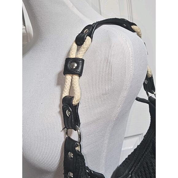 Black Macrame Purse With Strap And Handles - Picture 3 of 9